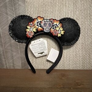 NWT Disney Parks Pixar Coco Floral Skull Ear Headband Adults‎